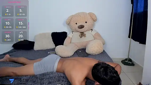 Snapshot of LittleParker chatting on February 2026 03:49:02 PM LittleParker online show from February 2026 03:49:02 PM