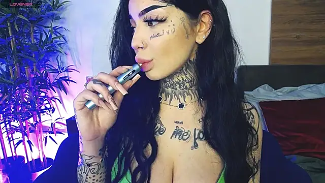 CreamyInkky  online show from April 2026 05:45:02 AM