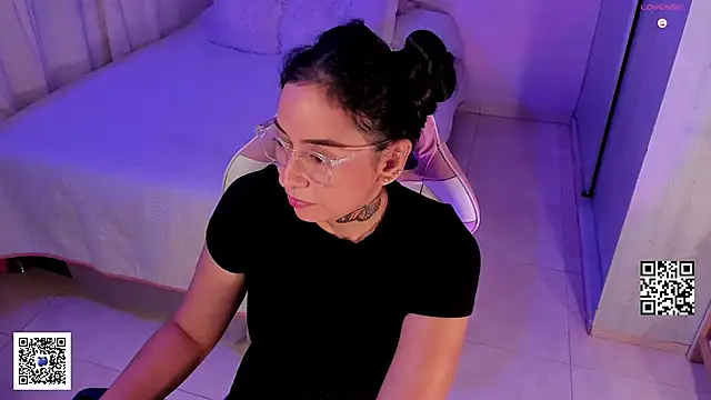 Aleja24Evans online show from February 2025 03:32:02 AM