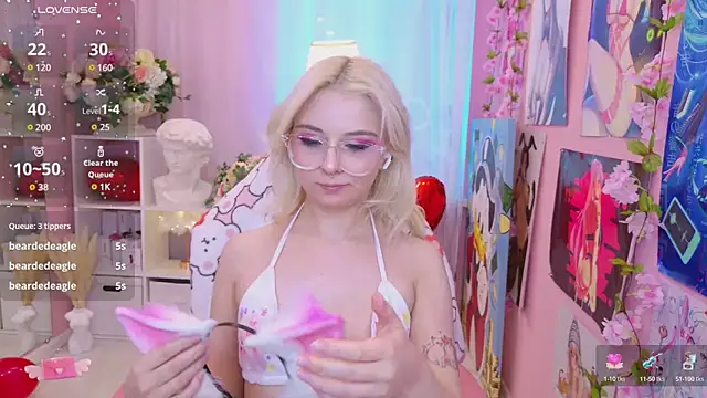 Coconut Mia online show from February 2025 12:49:01 AM