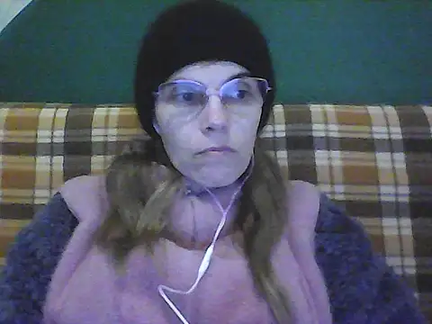 Snapshot of Musical__fantasy chatting on November 2025 03:54:01 PM Musical fantasy online show from November 2025 03:54:01 PM