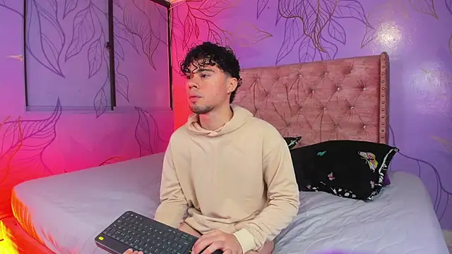 Theskinnyboys online show from March 2025 07:41:01 AM