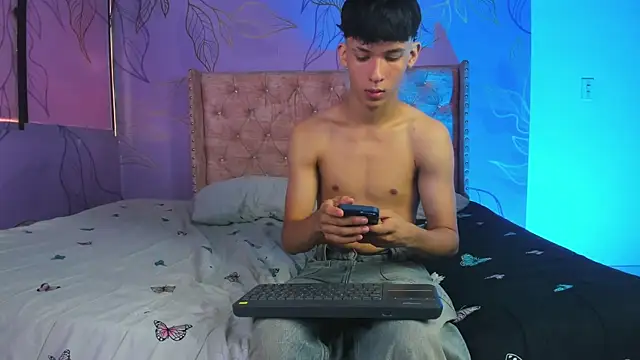 Theskinnyboys online show from March 2025 01:26:02 PM