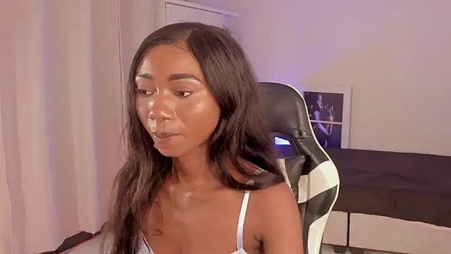 SavannahWildee online show from December 2024 09:28:01 PM