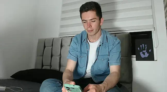 Eliantg online show from January 2025 01:17:01 AM