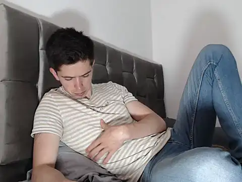 Eliantg online show from September 2025 10:21:01 PM