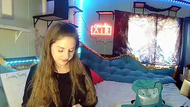 mirannacult online show from December 2024 04:28:02 PM
