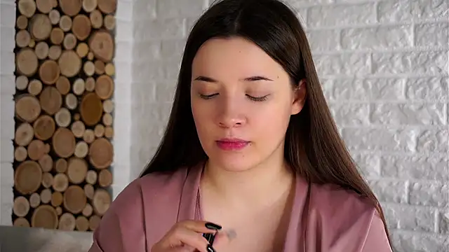 LowOncoming online show from September 2025 02:26:01 AM