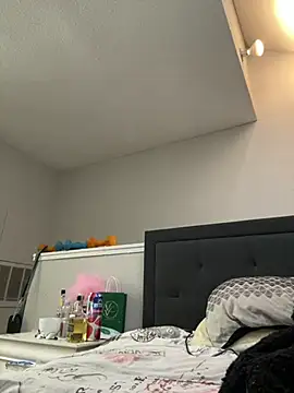 LillShayy online show from February 2025 05:48:01 AM