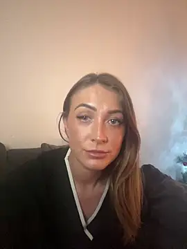 Pollypearson online show from December 2024 08:15:01 PM