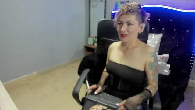 Maria fernandaxxx  online show from December 2024 01:17:01 PM