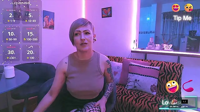 Maria fernandaxxx  online show from October 2025 09:53:02 PM