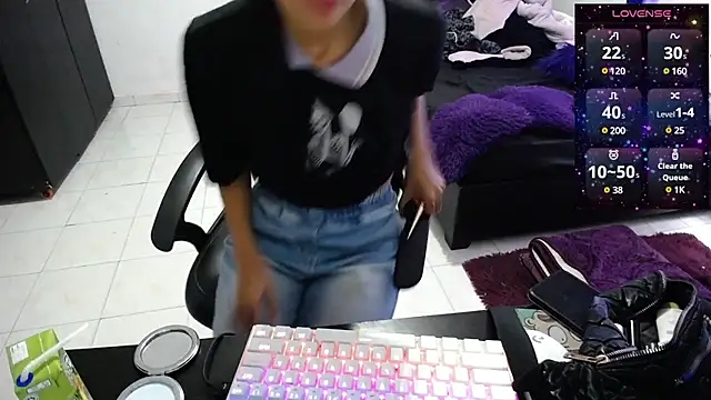 Snapshot of charllotee_dark chatting on December 2024 08:57:02 PM charllotee dark online show from December 2024 08:57:02 PM