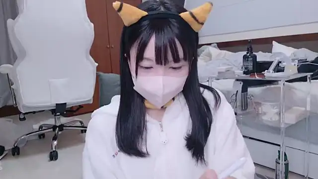 Snapshot of YUNOCHI_nyanko chatting on March 2025 10:03:01 AM YUNOCHI nyanko online show from March 2025 10:03:01 AM