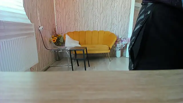 AishaRouhi online show from February 2025 05:19:02 AM