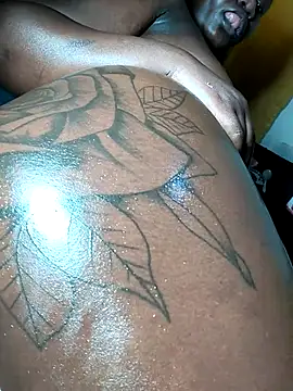 Hugemassivebootie online show from September 2025 10:16:01 AM