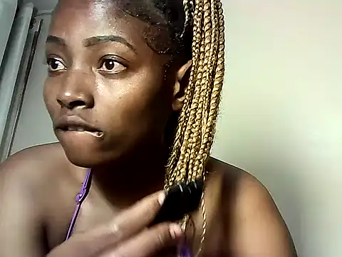 nanaswee online show from April 2026 04:20:01 PM