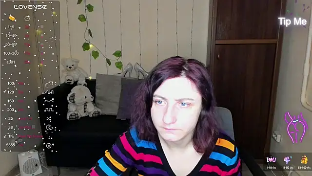 Snapshot of Muse_kitty_jenia chatting on January 2025 06:23:01 PM Muse kitty jenia online show from January 2025 06:23:01 PM