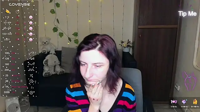 Snapshot of Muse_kitty_jenia chatting on January 2025 04:59:01 AM Muse kitty jenia online show from January 2025 04:59:01 AM