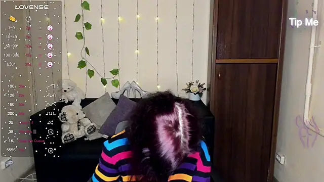 Snapshot of Muse_kitty_jenia chatting on January 2025 05:21:01 AM Muse kitty jenia online show from January 2025 05:21:01 AM