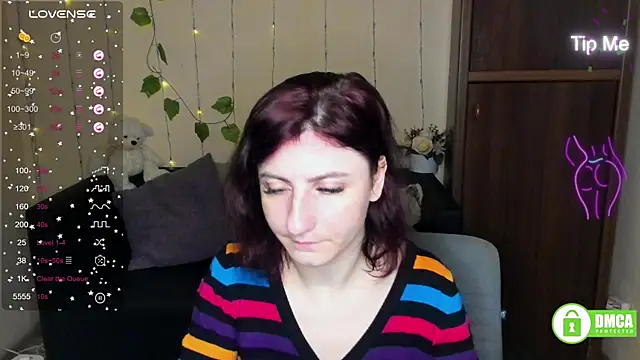 Snapshot of Muse_kitty_jenia chatting on January 2025 09:39:02 PM Muse kitty jenia online show from January 2025 09:39:02 PM