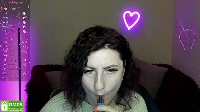Snapshot of Muse_kitty_jenia chatting on March 2025 09:34:01 PM Muse kitty jenia online show from March 2025 09:34:01 PM