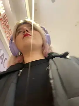 Baby  Naughty online show from December 2024 11:12:01 AM