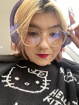 Baby  Naughty online show from February 2025 11:22:02 AM