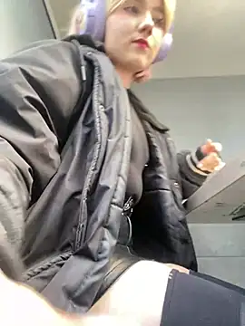 Baby  Naughty online show from March 2025 02:10:02 PM