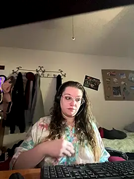 Lalalynn online show from November 2025 04:51:02 PM