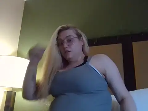 Lalalynn online show from March 2026 07:13:02 PM