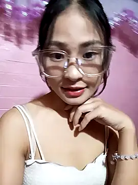 trieungoclnt online show from November 2025 03:17:01 AM