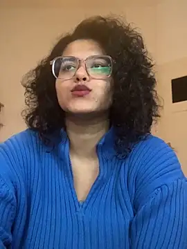 Curvydesifromgermany online show from January 2025 12:58:02 PM
