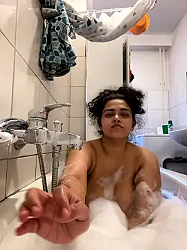 Curvydesifromgermany online show from January 2026 02:54:02 PM