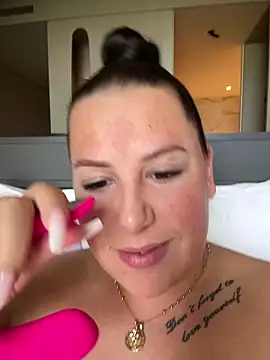 xlinastarrx online show from April 2026 09:30:01 AM