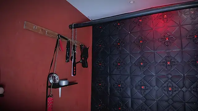 annavi  online show from March 2026 07:06:02 PM