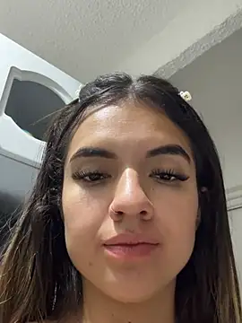 Snapshot of annavi_ chatting on July 2026 12:16:02 AM annavi online show from July 2026 12:16:02 AM