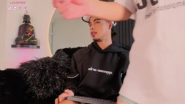 Ken-boy  online show from January 2026 07:05:02 PM