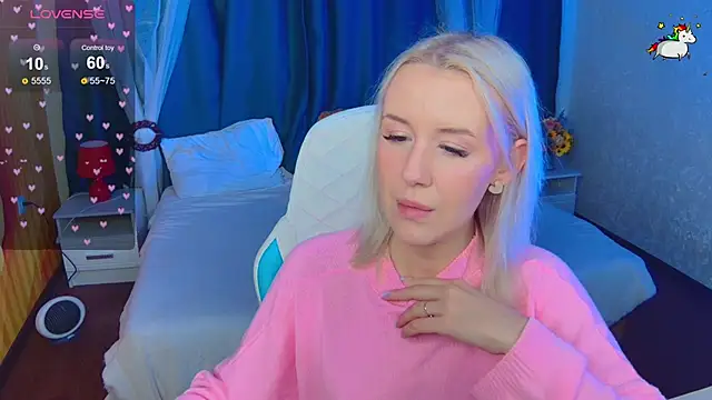 Snapshot of Selenatrend chatting on October 2025 12:23:02 PM Selenatrend online show from October 2025 12:23:02 PM