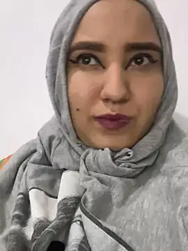 Snapshot of hannahayat chatting on December 2024 03:41:01 PM hannahayat online show from December 2024 03:41:01 PM