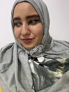 Snapshot of hannahayat chatting on December 2024 01:32:02 AM hannahayat online show from December 2024 01:32:02 AM