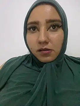 Snapshot of hannahayat chatting on December 2024 03:31:02 AM hannahayat online show from December 2024 03:31:02 AM