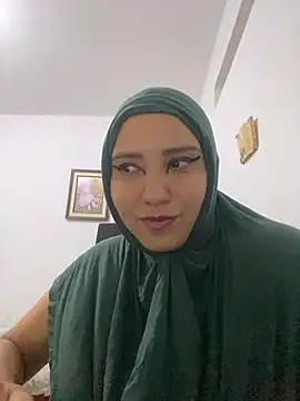 Snapshot of hannahayat chatting on March 2025 01:19:01 AM hannahayat online show from March 2025 01:19:01 AM