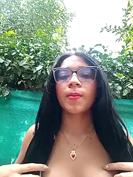 Snapshot of -VICKKY chatting on January 2025 01:46:01 PM -VICKKY online show from January 2025 01:46:01 PM