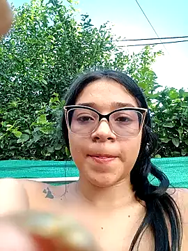 Snapshot of -VICKKY chatting on January 2025 07:24:01 PM -VICKKY online show from January 2025 07:24:01 PM