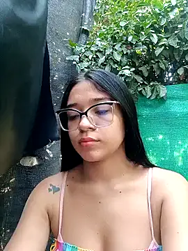 Snapshot of -VICKKY chatting on January 2025 01:41:01 PM -VICKKY online show from January 2025 01:41:01 PM