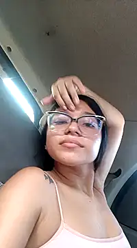 Snapshot of -VICKKY chatting on February 2025 09:51:01 PM -VICKKY online show from February 2025 09:51:01 PM