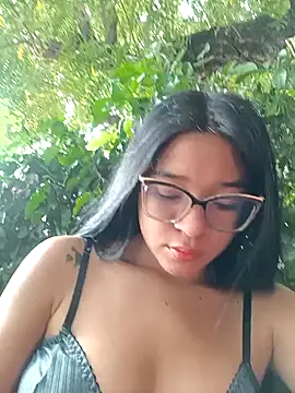 Snapshot of -VICKKY chatting on February 2025 02:34:02 PM -VICKKY online show from February 2025 02:34:02 PM