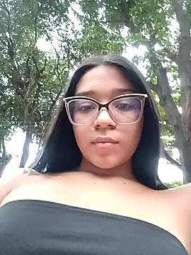 Snapshot of -VICKKY chatting on February 2025 10:55:01 PM -VICKKY online show from February 2025 10:55:01 PM