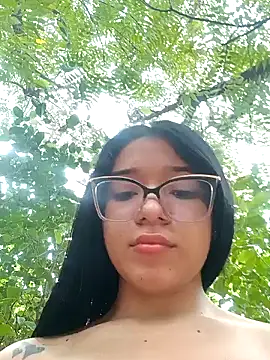 Snapshot of -VICKKY chatting on February 2025 01:54:01 PM -VICKKY online show from February 2025 01:54:01 PM